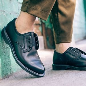 Dr. Martens Trulia Black Temperley's